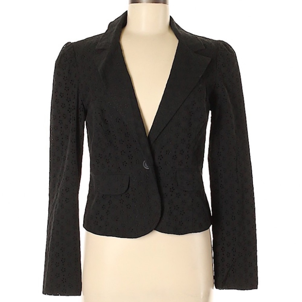 Forever 21 (XXI) black eyelet blazer